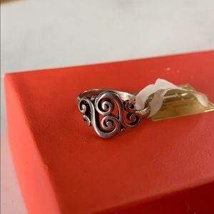 James Avery Spanish Swirl Ring (size 6)